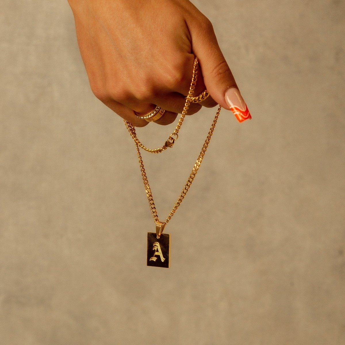 Collier Lettre Initiale Plaqué Or 18K